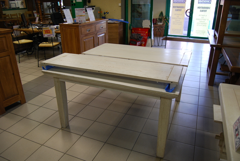 Table carrée ouverture synchronisée